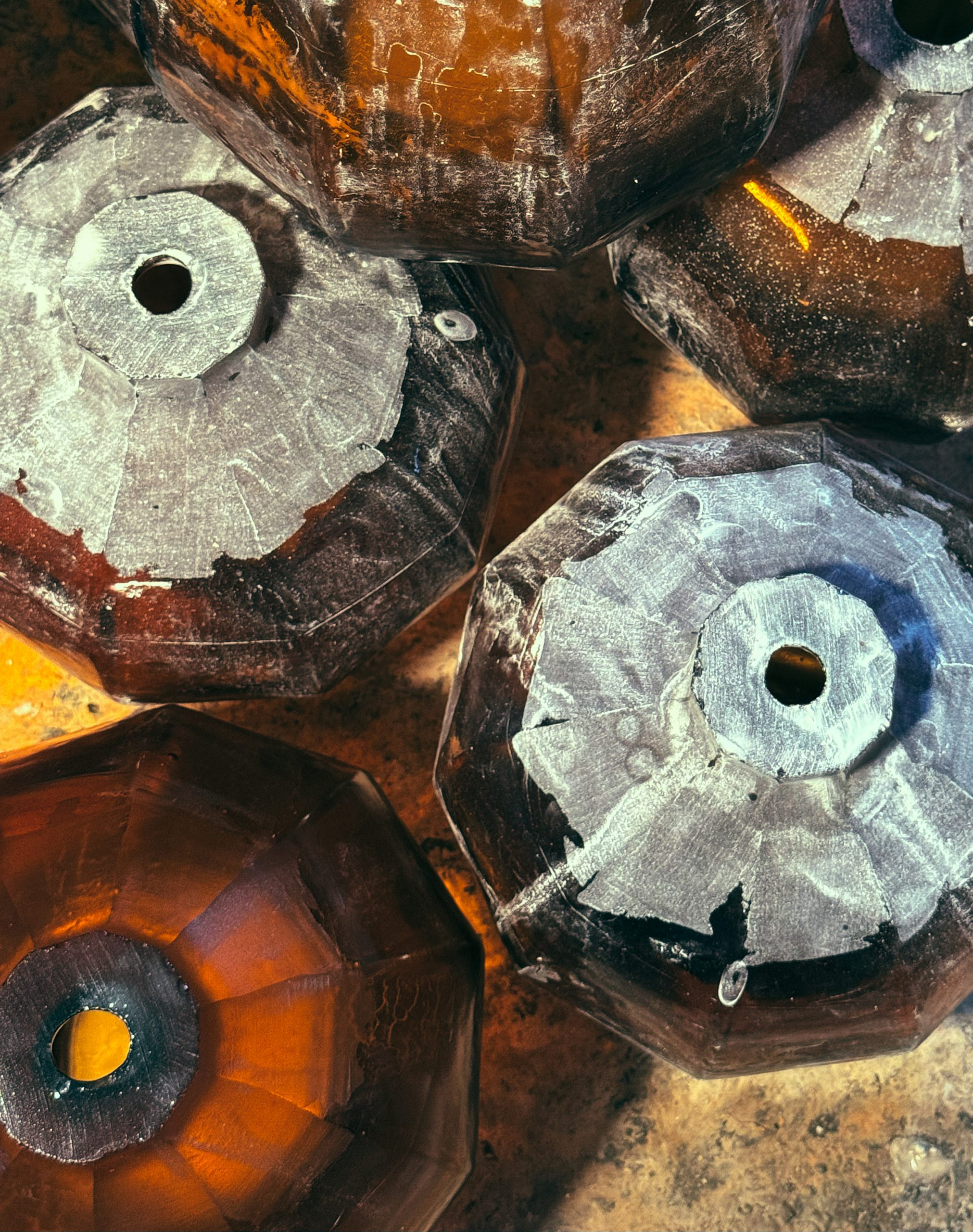 Workshop Peking Glass 1 copy scaled